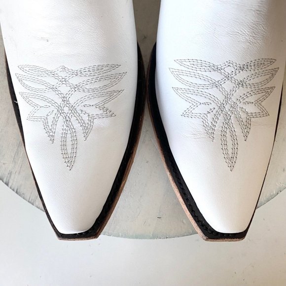 Junk Gypsy Lane Lost in the Stars 8.5 Womens Western Boots White Snip Toe Fringe - Picture 8 of 14